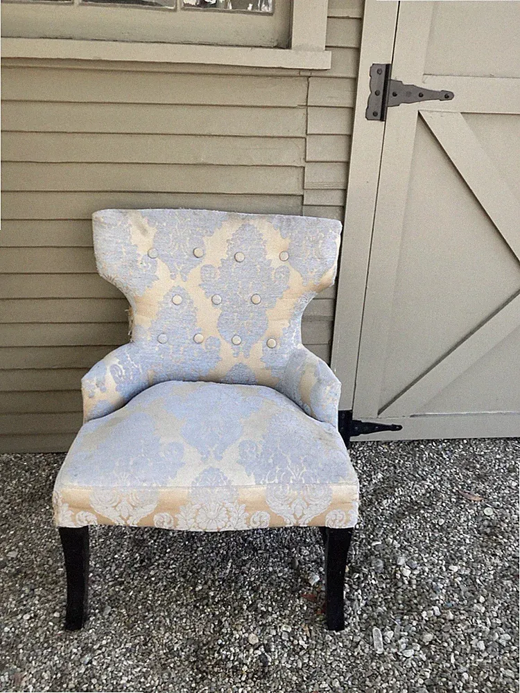 Gold Blue Victorian Cozy Lounge Chair *correct measurements Pending*