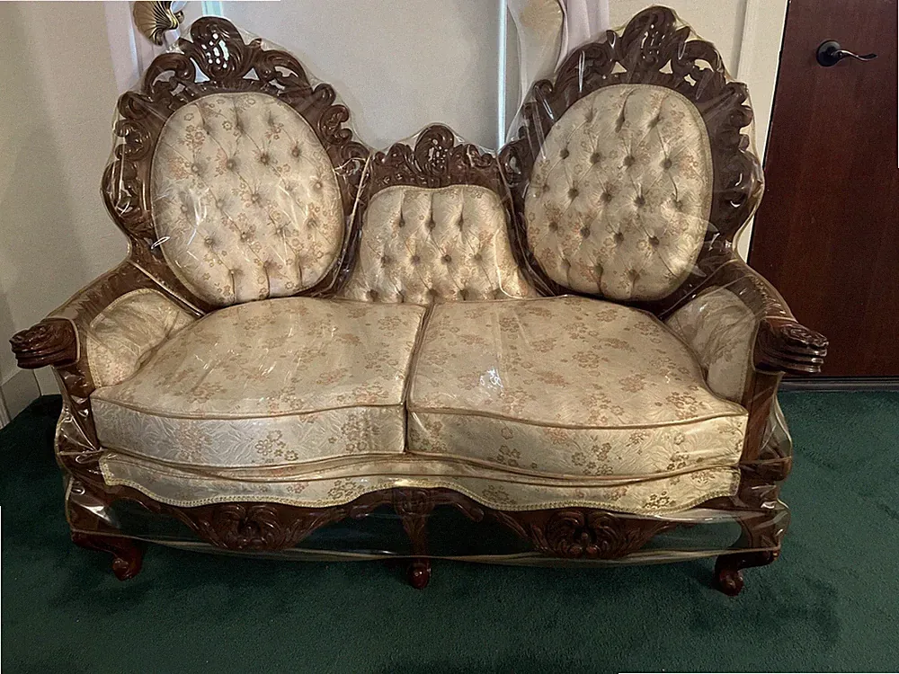 Victorian Sofa, Chair, and Love Seat With Tufted Back. 1 Owner Over 40yrs.￼