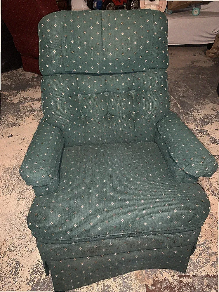 Vintage Green Tufted Glider Recliner Rocker Chair – LOCAL PICKUP