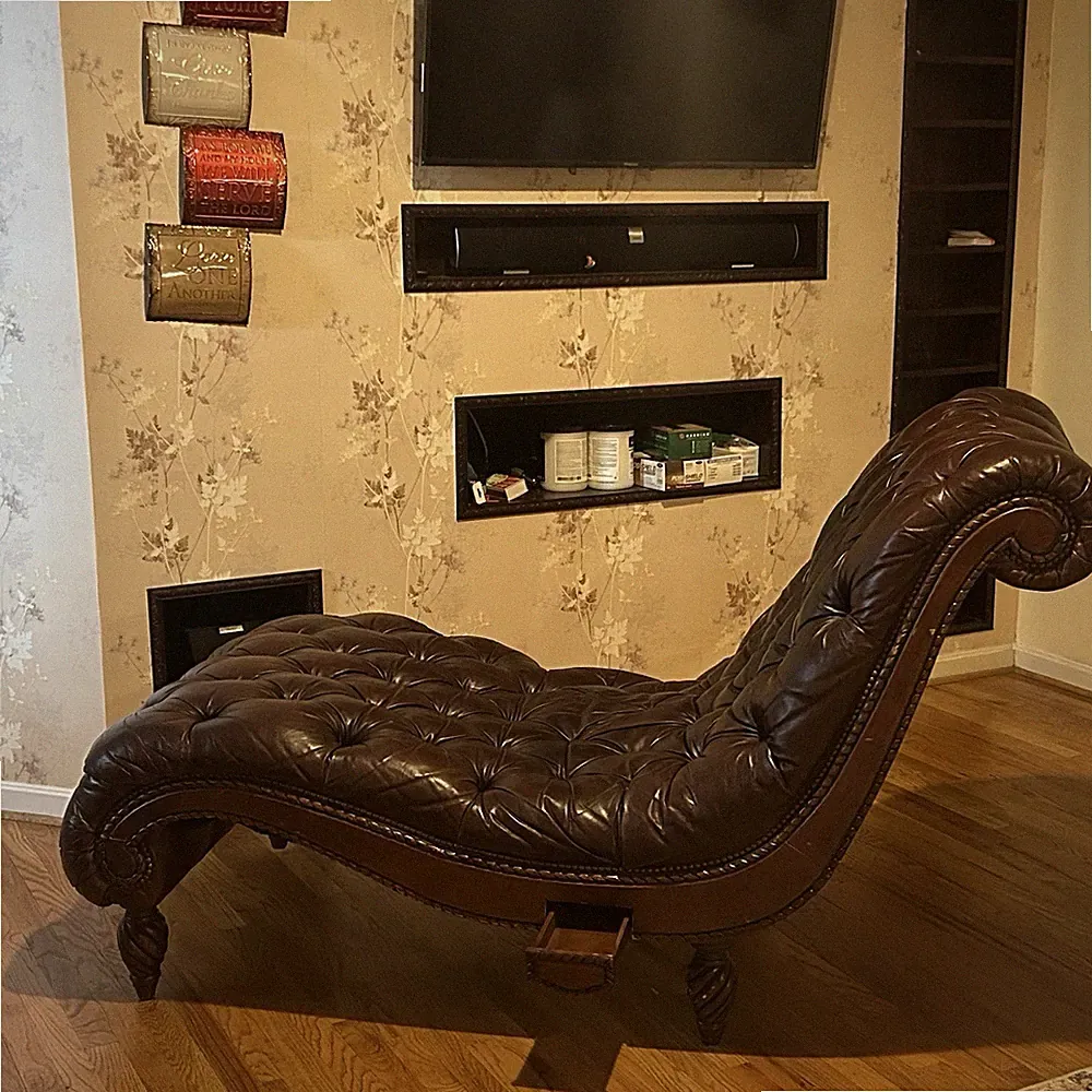 Vintage Victorian Tufted Leather Fainting Couch Reclining Chaise Lounge